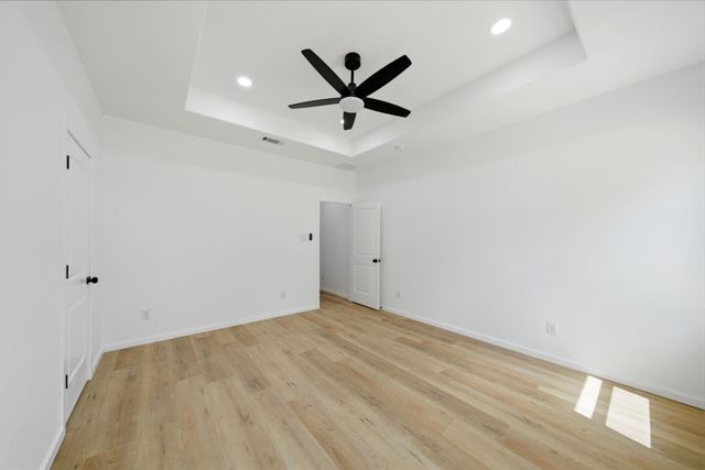 612 Austin Street, West Columbia, TX 77486