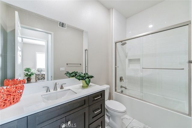 109 Spiral, Irvine, CA 92618