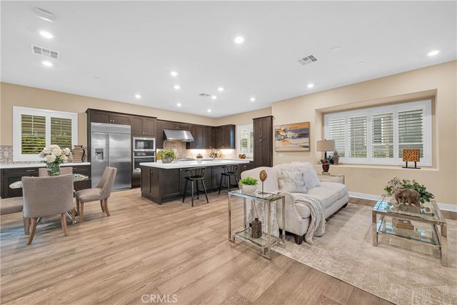 109 Spiral, Irvine, CA 92618