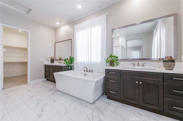 109 Spiral, Irvine, CA 92618
