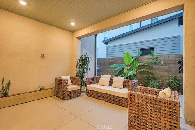 109 Spiral, Irvine, CA 92618