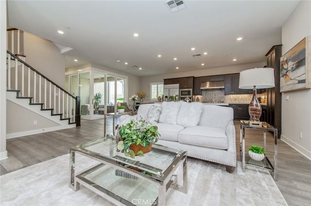 109 Spiral, Irvine, CA 92618