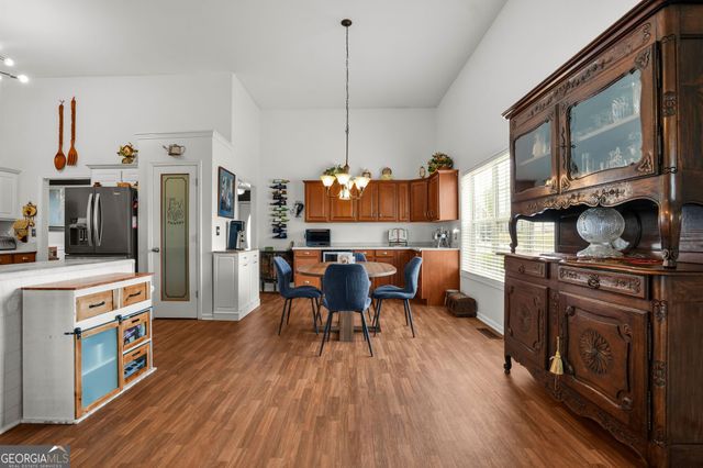 220 Cedarhurst Road, Lawrenceville, GA 30045
