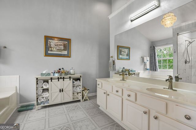 220 Cedarhurst Road, Lawrenceville, GA 30045