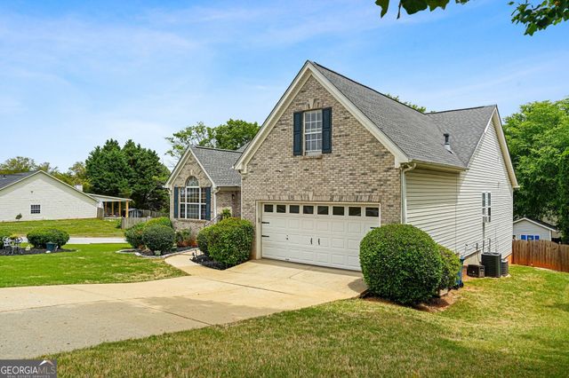 220 Cedarhurst Road, Lawrenceville, GA 30045