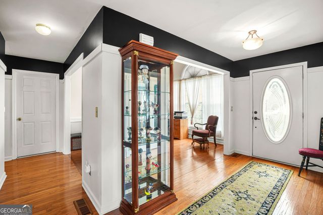 220 Cedarhurst Road, Lawrenceville, GA 30045