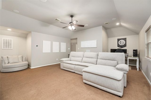 14207 Rock Dove Lane, Houston, TX 77044