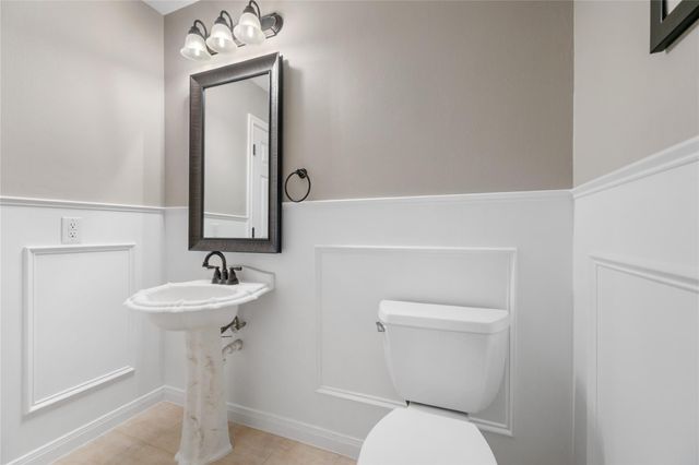 14207 Rock Dove Lane, Houston, TX 77044