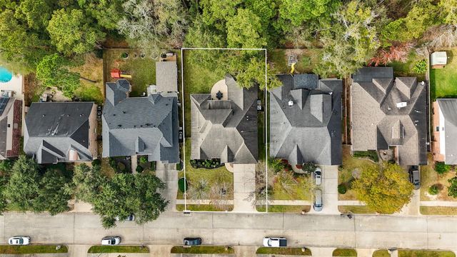 14207 Rock Dove Lane, Houston, TX 77044