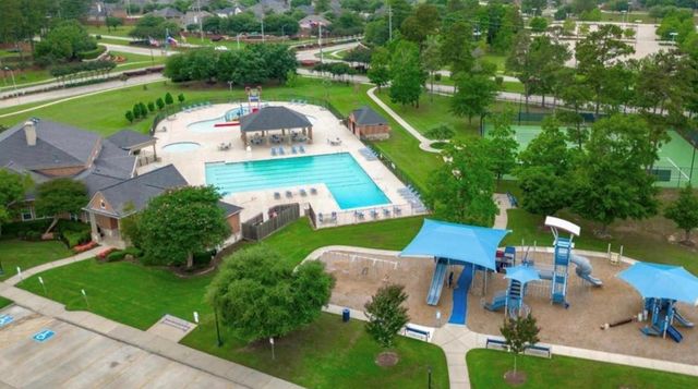 14207 Rock Dove Lane, Houston, TX 77044