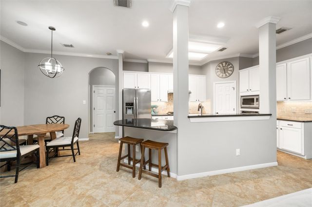 14207 Rock Dove Lane, Houston, TX 77044