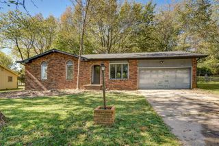 4941 South James Avenue, Springfield, MO 65810