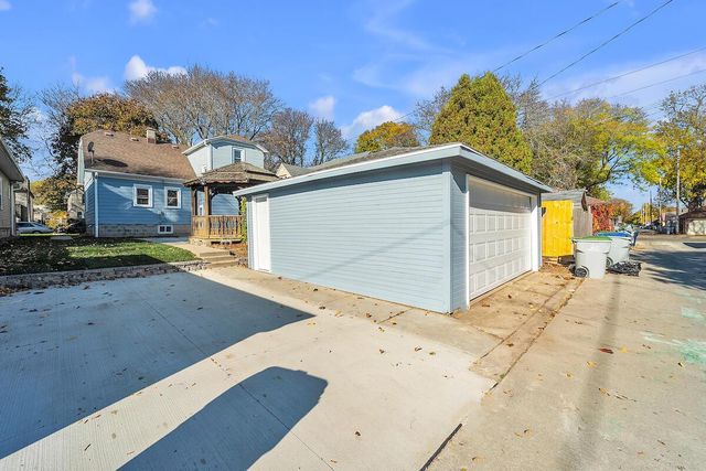 3166 N 50th STREET, Milwaukee, WI 53216