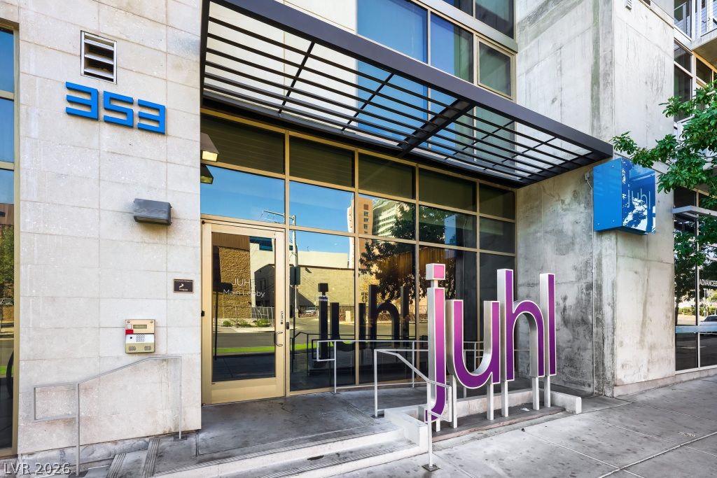 353 East Bonneville Avenue 253, Las Vegas, NV 89101 — exterior