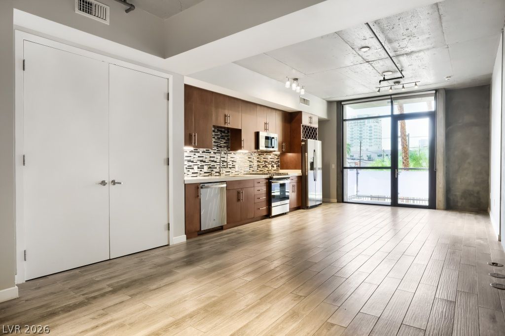 353 East Bonneville Avenue 253, Las Vegas, NV 89101 — photo 5