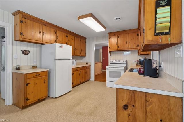 317 Central PW, Newport News, VA 23606