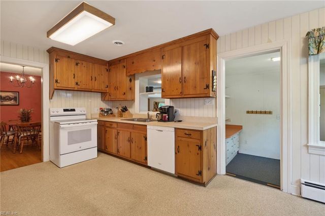 317 Central PW, Newport News, VA 23606