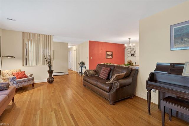 317 Central PW, Newport News, VA 23606