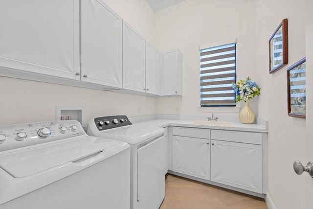 1110 Faulkner Terrace, Palm Beach Gardens, FL 33418