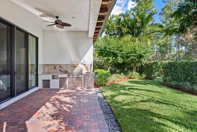 1110 Faulkner Terrace, Palm Beach Gardens, FL 33418