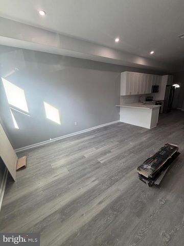 765 N 39TH ST, Philadelphia, PA 19104