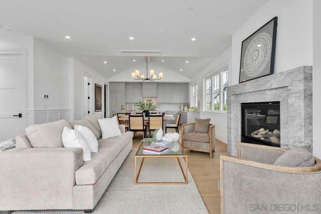 1054 Isabella Avenue, Coronado, CA 92118