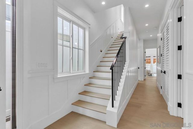 1054 Isabella Avenue, Coronado, CA 92118