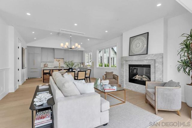 1054 Isabella Avenue, Coronado, CA 92118