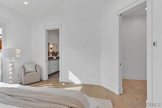 1054 Isabella Avenue, Coronado, CA 92118