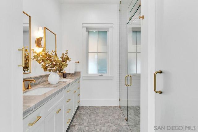 1054 Isabella Avenue, Coronado, CA 92118