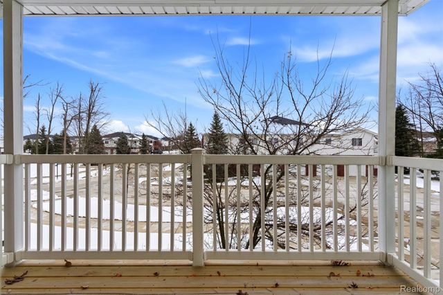 5259 Twin Oaks Drive, Sterling Heights, MI 48314