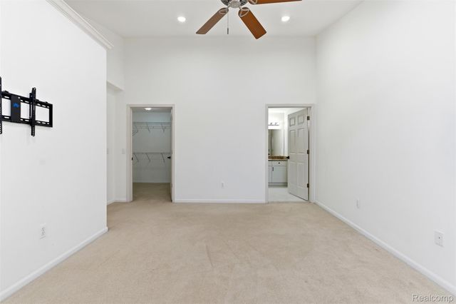 5259 Twin Oaks Drive, Sterling Heights, MI 48314