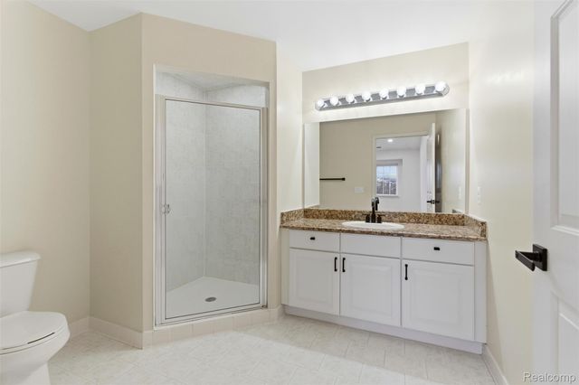 5259 Twin Oaks Drive, Sterling Heights, MI 48314