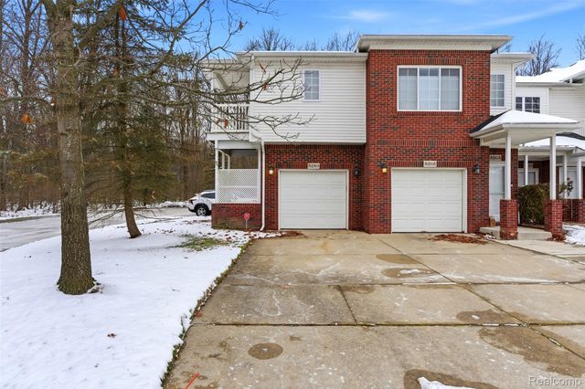 5259 Twin Oaks Drive, Sterling Heights, MI 48314