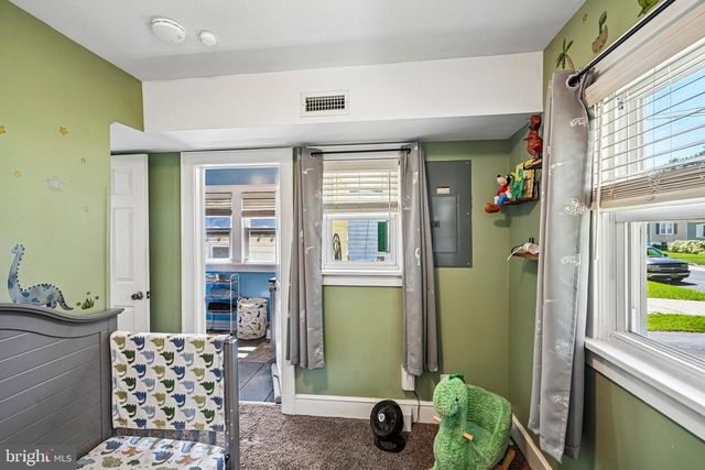 381 IVES, Carneys Point, NJ 08069