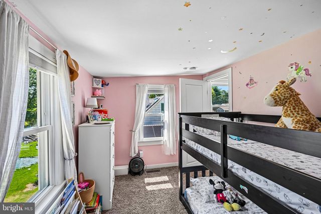 381 IVES, Carneys Point, NJ 08069