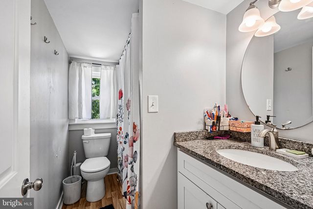 381 IVES, Carneys Point, NJ 08069