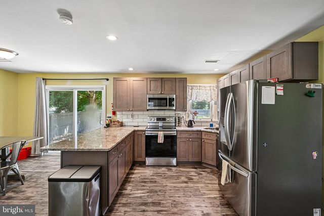 381 IVES, Carneys Point, NJ 08069