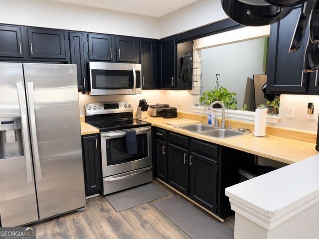 5657 Waterford Court, Morrow, GA 30260