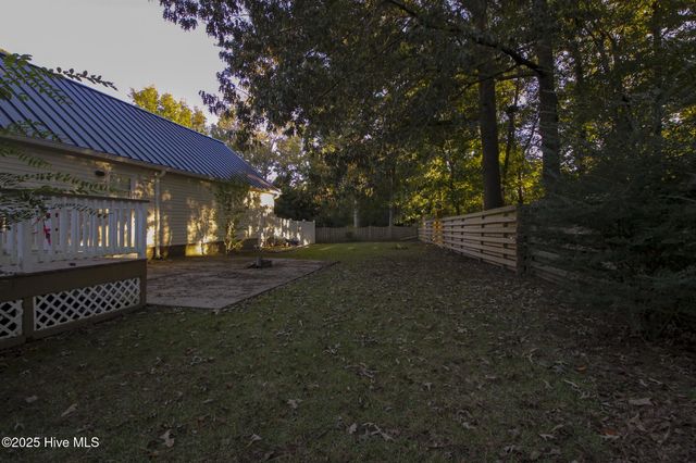 104 Still Forest Place, Jacksonville, NC 28540