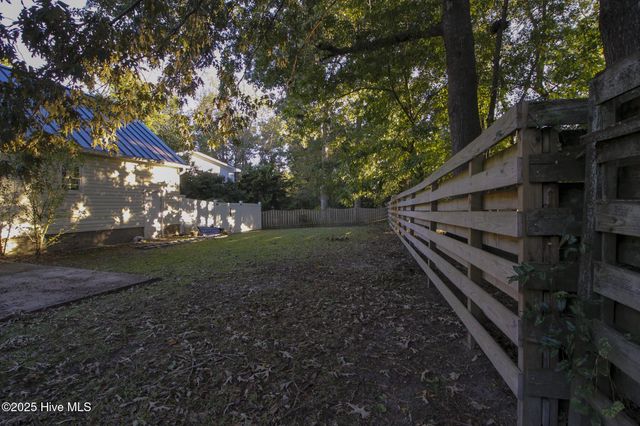 104 Still Forest Place, Jacksonville, NC 28540