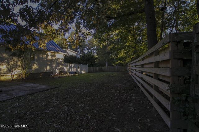 104 Still Forest Place, Jacksonville, NC 28540