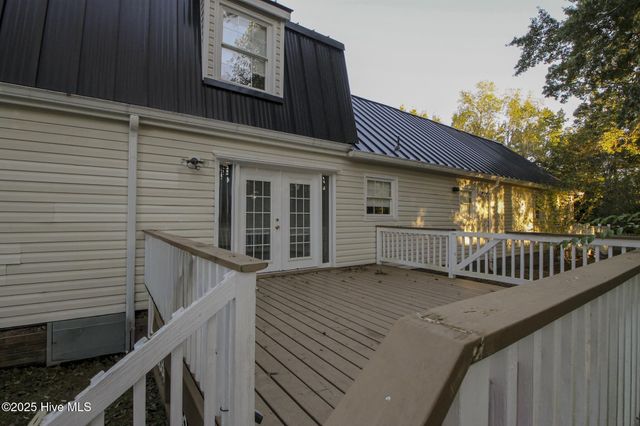 104 Still Forest Place, Jacksonville, NC 28540