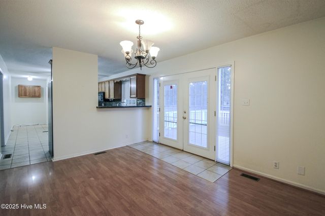 104 Still Forest Place, Jacksonville, NC 28540