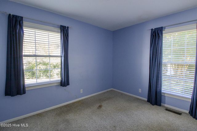 104 Still Forest Place, Jacksonville, NC 28540