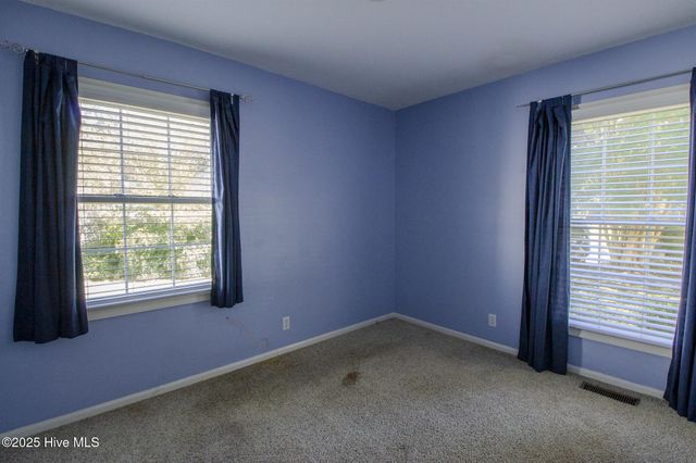 104 Still Forest Place, Jacksonville, NC 28540