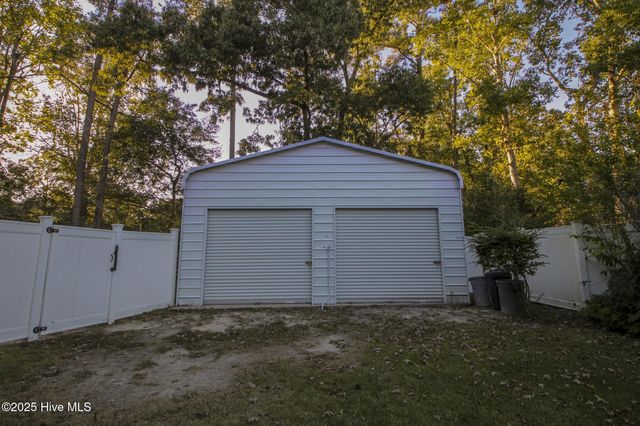 104 Still Forest Place, Jacksonville, NC 28540