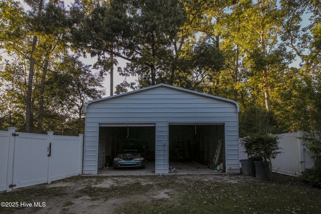 104 Still Forest Place, Jacksonville, NC 28540