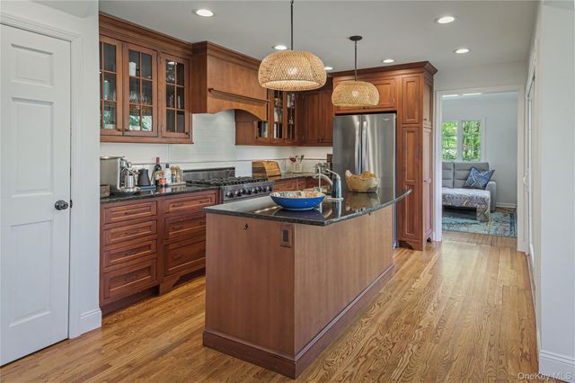 212 Hunt Lane, North Salem, NY 10560