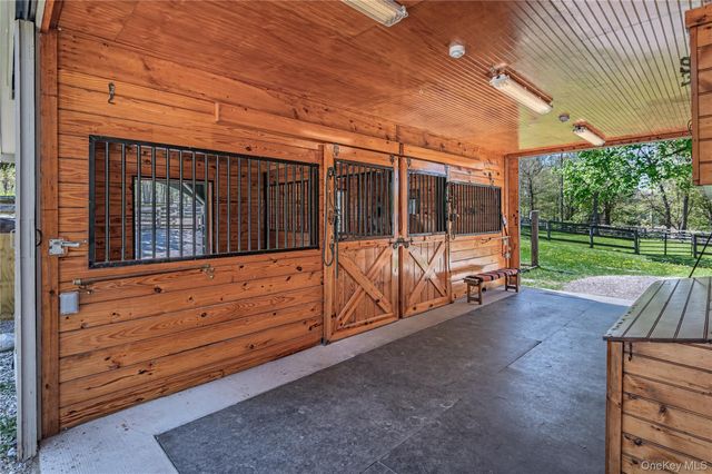 212 Hunt Lane, North Salem, NY 10560